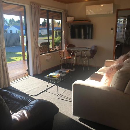 Te Anau Cottage On Govan Exterior foto